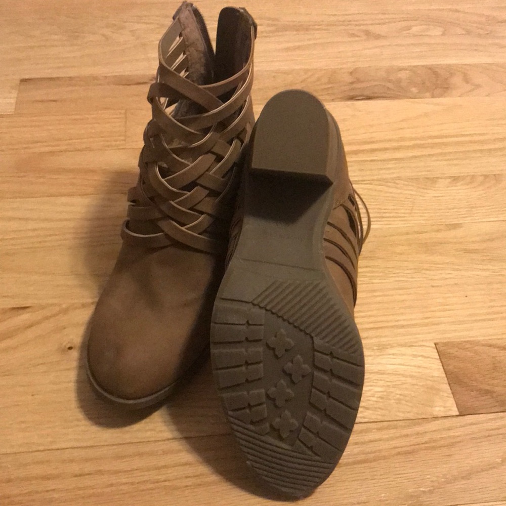 American Rag Booties - Picture 3 of 3